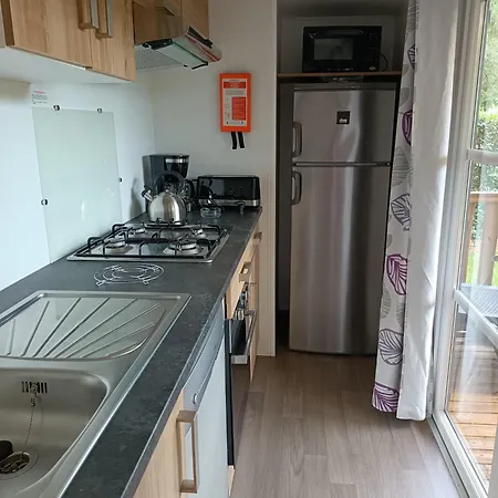 Mobil Moderne Et Spacieux