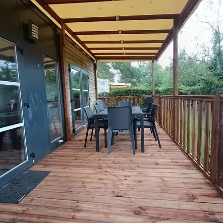 Mobil Moderne Et Spacieux *